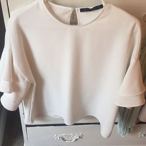 SS layered bell blouse